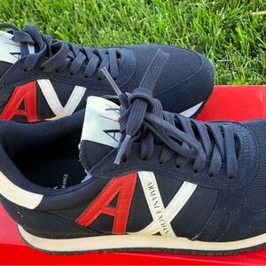 Armani Exchange Designer Men’s Italian size 7 sneakers, women’s size 8 1/2.